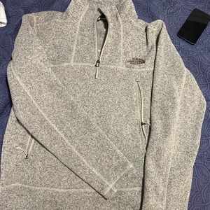 w M/ m S The North Face sweater